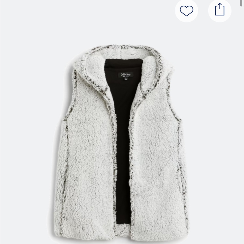 CoffeeShop Leonie Wubby Women's Sleeveless Hooded Teddy Vest in Cream